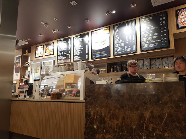 Opinii despre The Coffee Club Queensgate în Lower Hutt - Hospitality and gastronomy