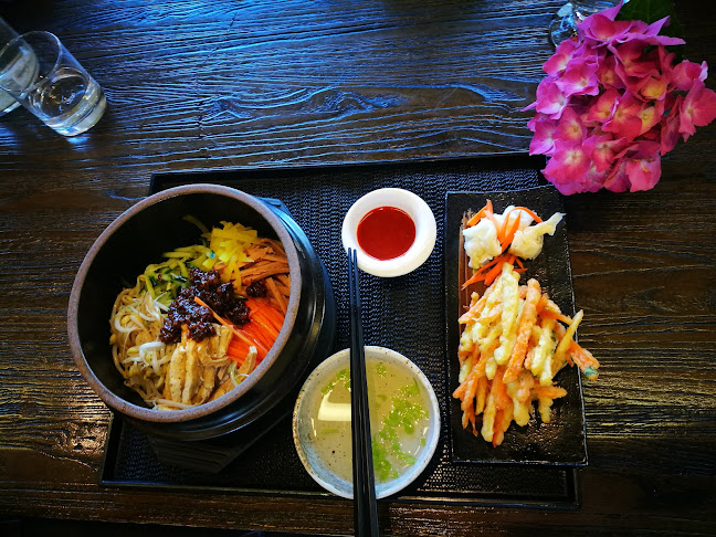 Opinii despre Water Drop Vegetarian Cafe în Christchurch - Hospitality and gastronomy