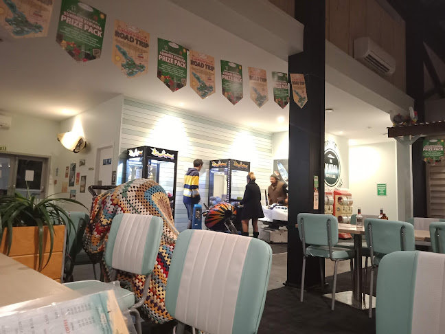 Breakers Gisborne - Hospitality and gastronomy