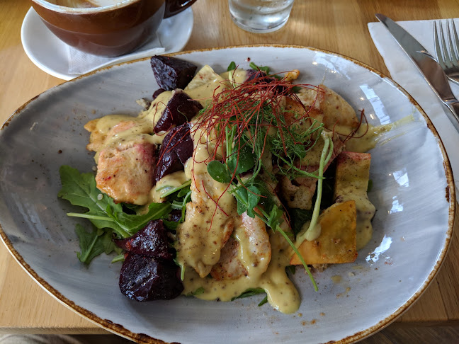 Comentarii opinii despre Seven Hills Cafe, Restaurant and Bar