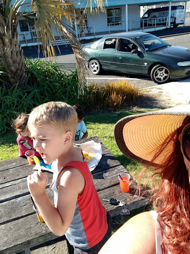 Janz Takeaways - Hospitality and gastronomy