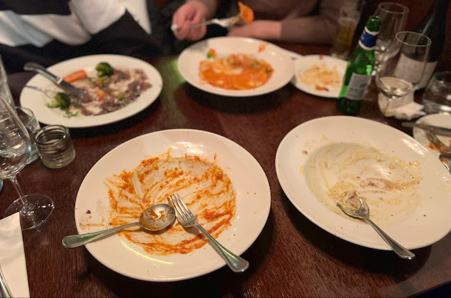 Comentarii opinii despre Venuti