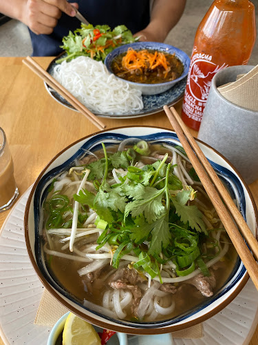 Comentarii opinii despre November Cafe Mairangi Bay