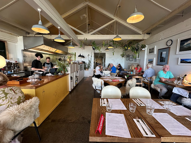 Hunger Monger Seafood Phone number