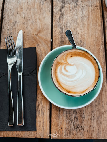 Odettes Eatery Phone number