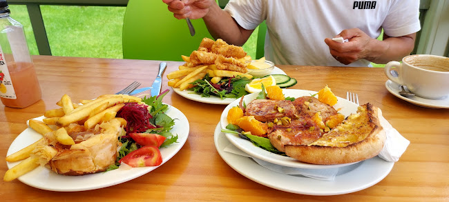 Comentarii opinii despre Blossoms Cafe