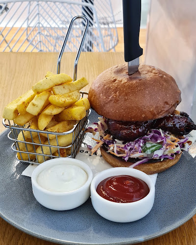 154 Hurstmere Road, Takapuna, Auckland 0622, New Zealand