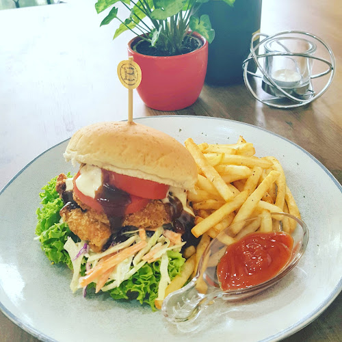 Café B - Hospitality and gastronomy