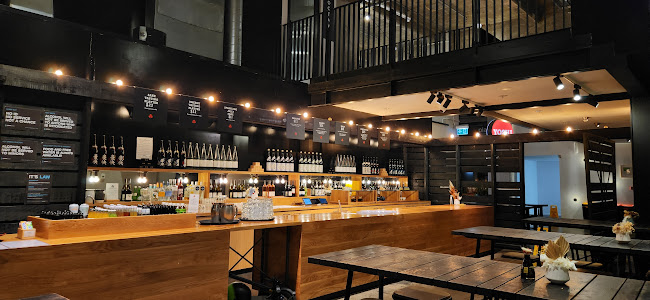 Yoshi Sushi & Bento (Press Hall)