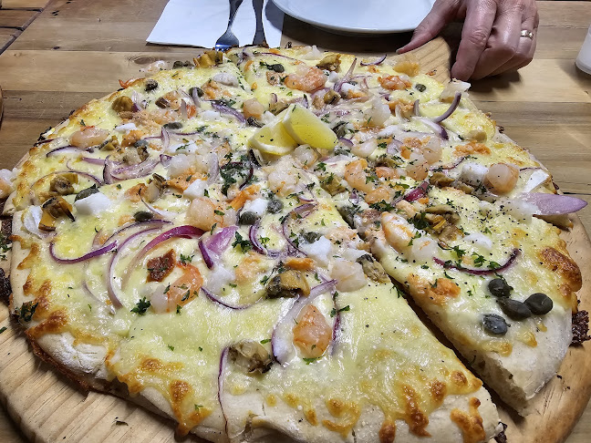 Fat Pipi Pizza - Hokitika