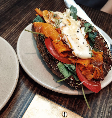 Wall Street Mall 16/211 George Street, Central Dunedin, Dunedin 9016, New Zealand