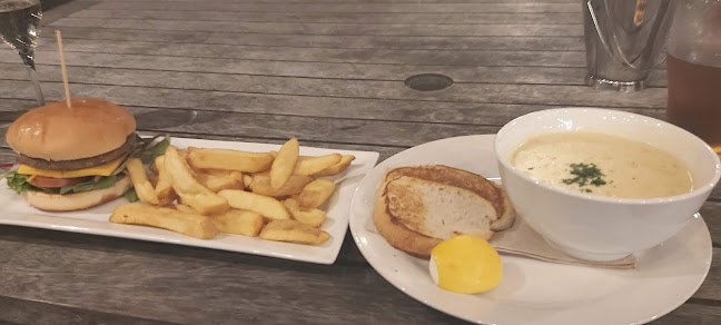 Grace O'Malley's Irish Inn Whitianga - Whitianga