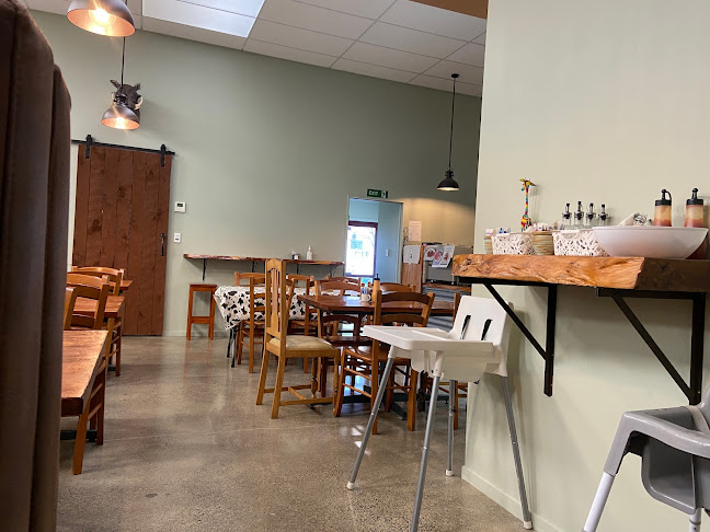 Opinii despre The Waterhole Cafe în Christchurch - Hospitality and gastronomy