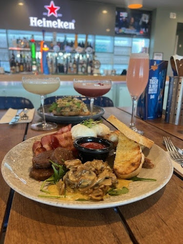 Opinii despre Foundation Bar în Hamilton - Hospitality and gastronomy