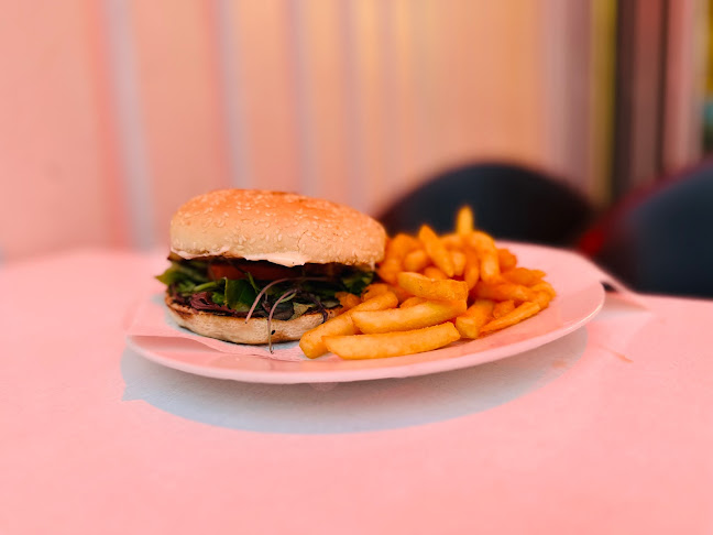 Comentarii opinii despre Gourmet Burger and Brew Kitchen