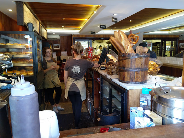 Fergbaker Phone number