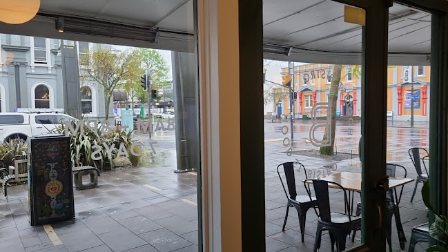 Comments and reviews of Momento City Cafe