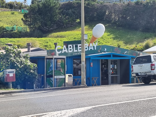 Cable Bay 0420, New Zealand