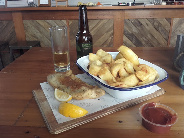 Comments and reviews of Thorndon Chippery