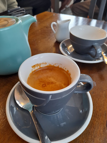 Cafe Dynasti - Hospitality and gastronomy