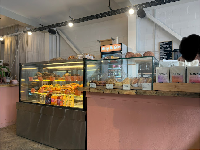 Comentarii opinii despre Ally & Sid