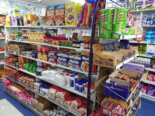 Round tree Dairy and Takeaway - Auckland