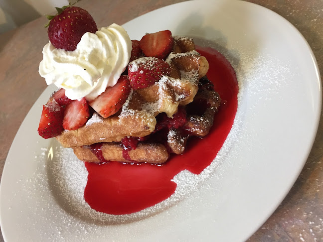 Relish Cafe and Catering Open Times