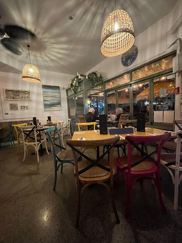 Opinii despre Manly Bar & Grill în Whangaparāoa - Hospitality and gastronomy