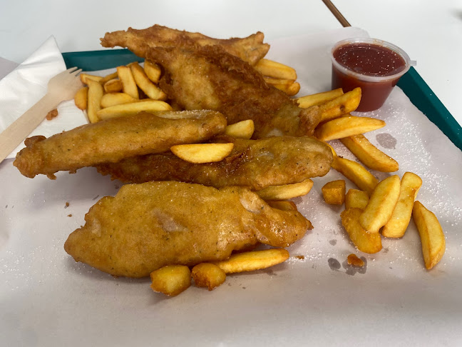 Auntys Sea Fresh Fish & Chips - Hospitality and gastronomy