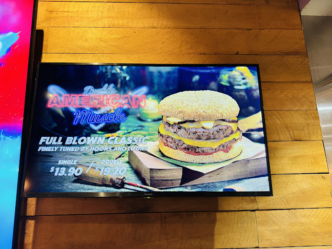 BurgerFuel Westgate - Hospitality and gastronomy