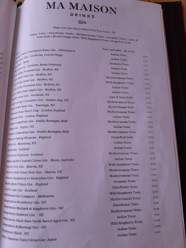 6 Rue Balguerie, Akaroa 7520, New Zealand