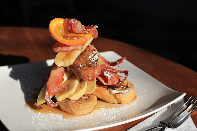 Comentarii opinii despre The Side Walk Cafe