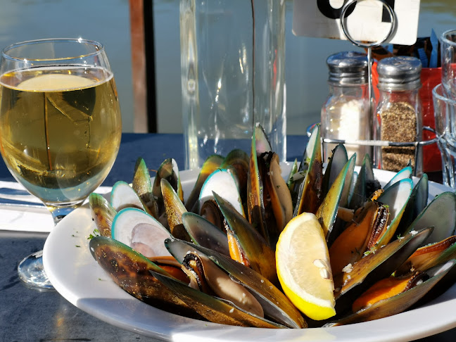 Slip Inn Marlborough - Hospitality and gastronomy