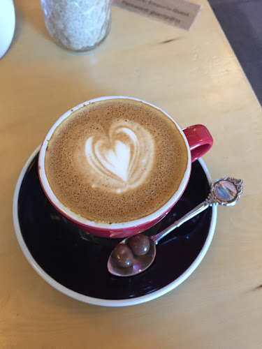 Comentarii opinii despre Emporio Coffee