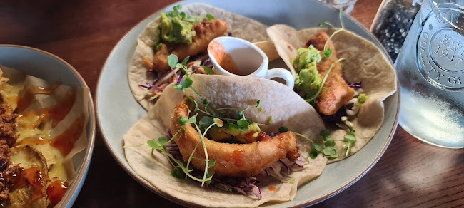 Opinii despre Nexus Restaurant & Sports Bar în Tokoroa - Hospitality and gastronomy