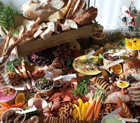 Graze with Heidi's Kitchen - Hospitality and gastronomy