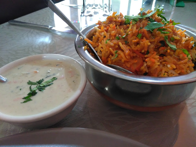 Comentarii opinii despre Taj Spice Indian Restaurant