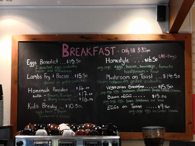 Comentarii opinii despre Doughboys Bakery and Cafe