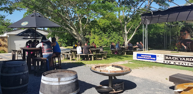 Opinii despre The Backyard Gastropub în Whatawhata - Hospitality and gastronomy