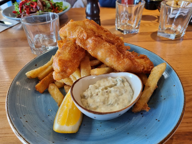 Moretons Bar & Restaurant