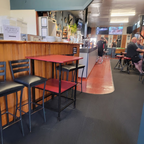 Criterion Hotel & Pizzeria - Westport