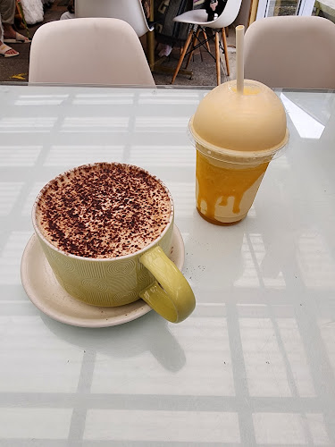 Vintage Cafe Phone number