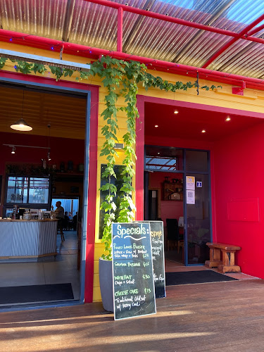 Denniston Dog Restaurant & Bar