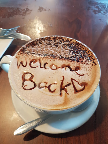 Comments and reviews of Cloud 777 Cafe