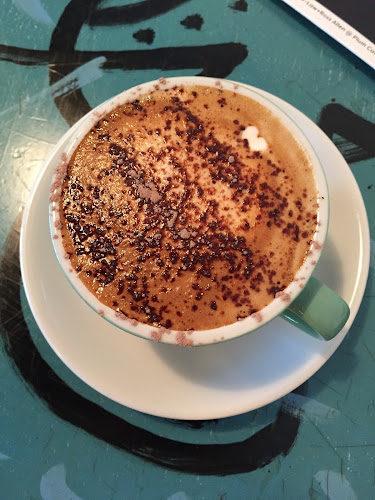 Comments and reviews of Deluxe Cafe