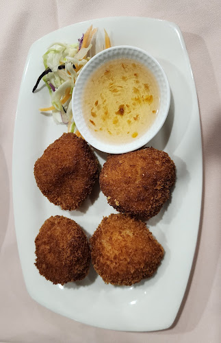 Global Thai Restaurant & Bar Phone number