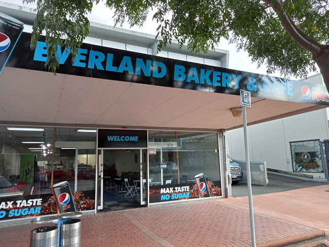 Everland Bakery Cafe - Hospitality and gastronomy