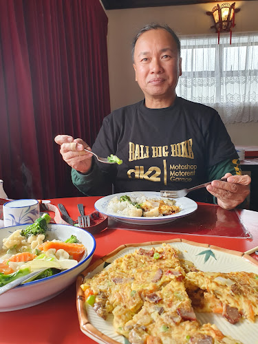 Moon's Chinese Restaurant & Takeaways - Hospitality and gastronomy