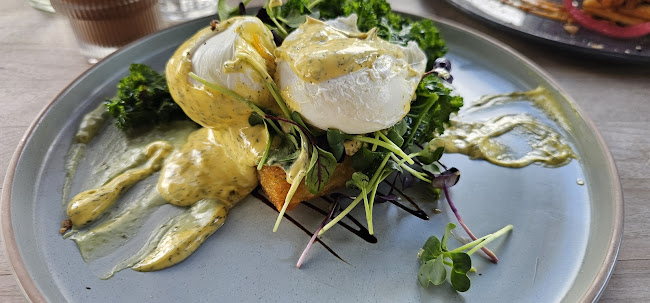 Midpoint Café - Hospitality and gastronomy