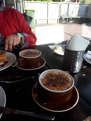 Sierra Café Lincoln Road - Hospitality and gastronomy